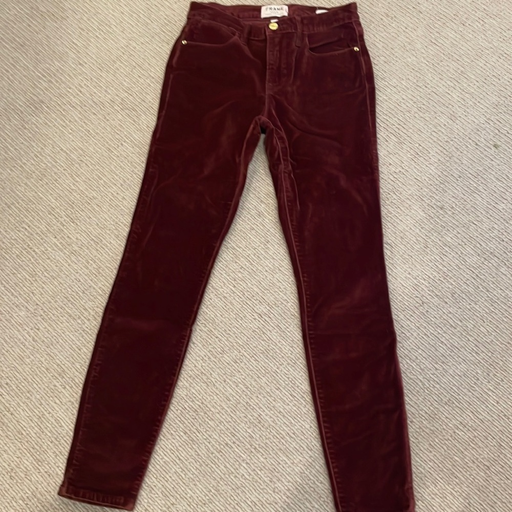 Hey!! This is a size 25 FRAME DENIM Le High Skinny velvet mid rise cropped ankle